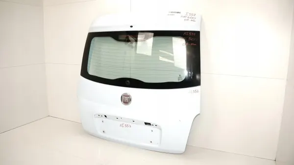Fiat 500 07-14 Baklucka OEM 360180323 - Begagnad image 4