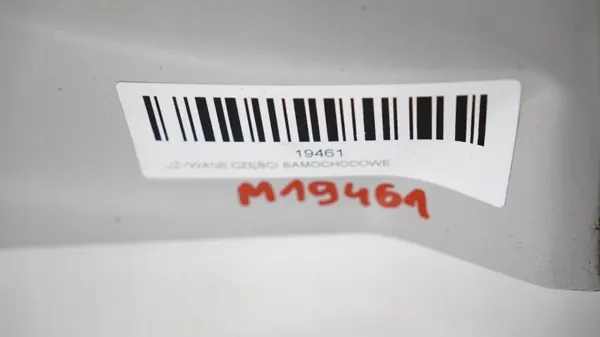 OEM 360151737 Etu-oikea lokasuoja Audi A3 8P image 7