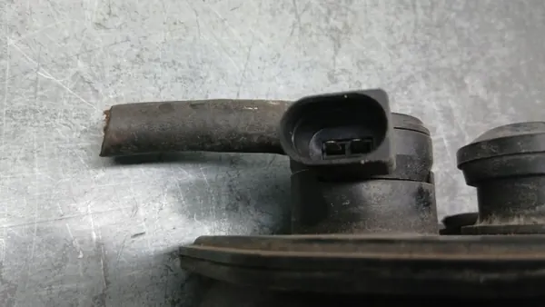 Filtre à charbon OEM 1J0201801 pour SEAT Toledo 1.6B image 7