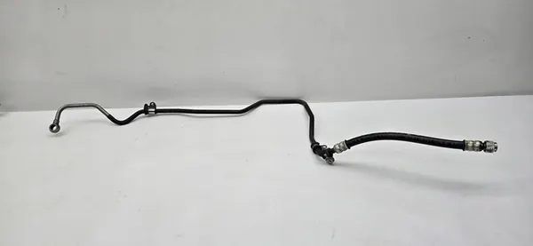 Tuyau de Refroidissement d'Huile Mercedes W204 Gauche image 2