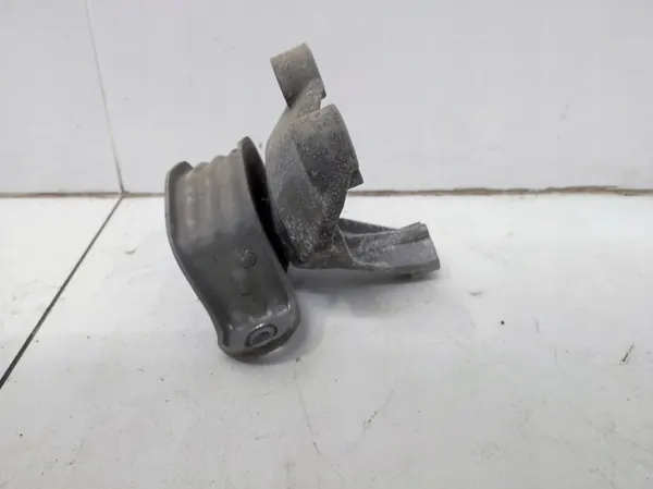 Vaihteiston tuki VW Transporter T6 2.0 TDI image 3