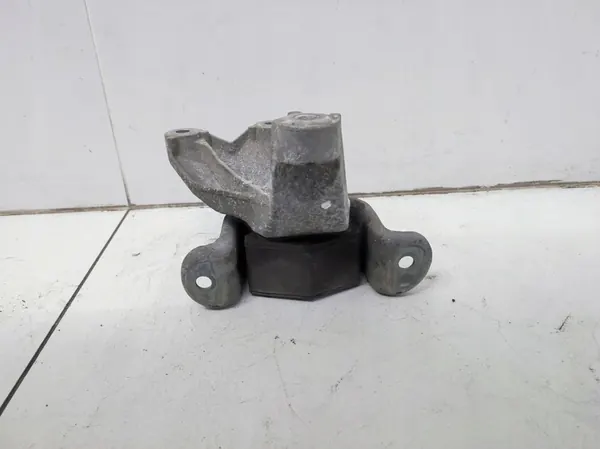 Vaihteiston tuki VW Transporter T6 2.0 TDI image 6