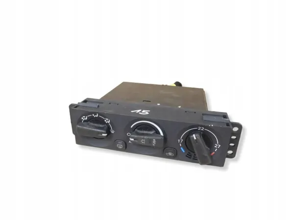 Ilmastointipaneeli MR360474 Mitsubishi Carisma FL:lle image 2