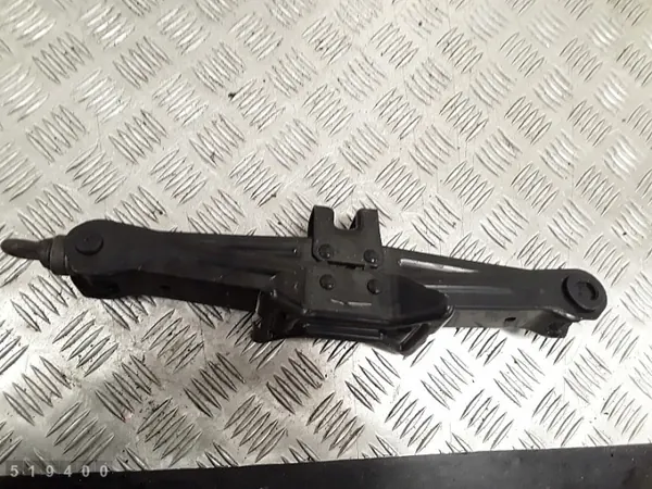 Lexus CT200h Reserverad-Werkzeugsatz OEM AM-519400 image 5