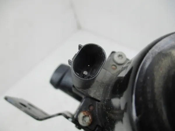Fiat 500E 13-19 Värmerventil Vattenpump OEM 52014555AC image 4