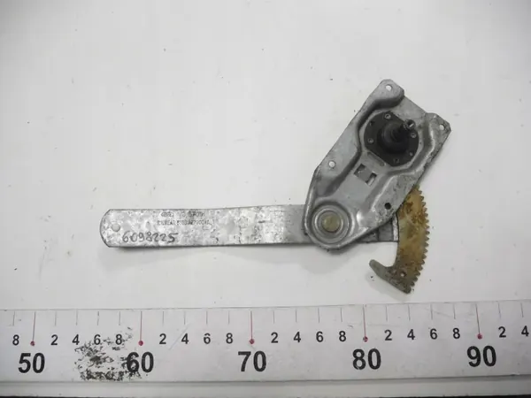 Régulateur de vitre arrière droit Ford Sierra OEM 6098225 image 3