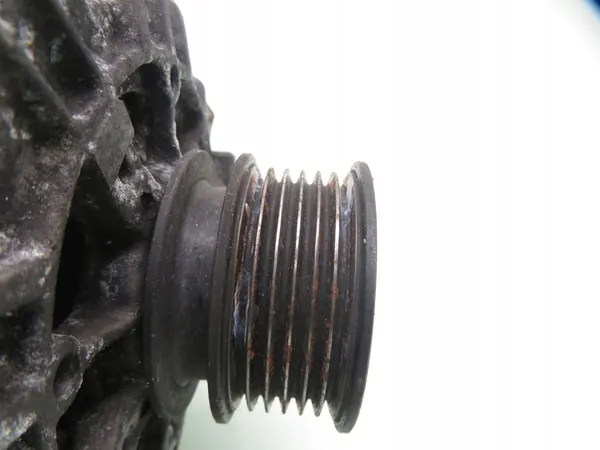 Vaihtovirtageneraattori Audi A4 2001 OE 06B903016S image 7