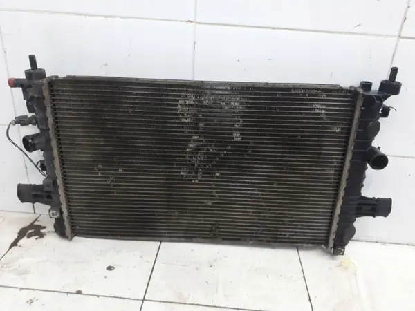 Radiateur d'eau Opel OE ARA196553 - Occasion image 2