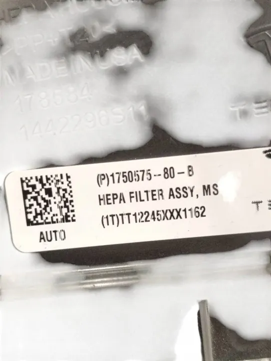 Tesla Model S 2022 Fram kupéfilter OEM 175057580B image 8