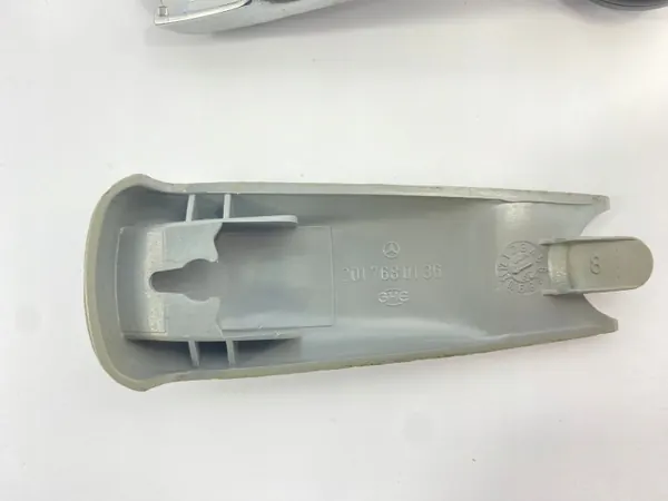 Bouton de régulateur de vitre OEM 2017680136 Gris Mercedes image 7