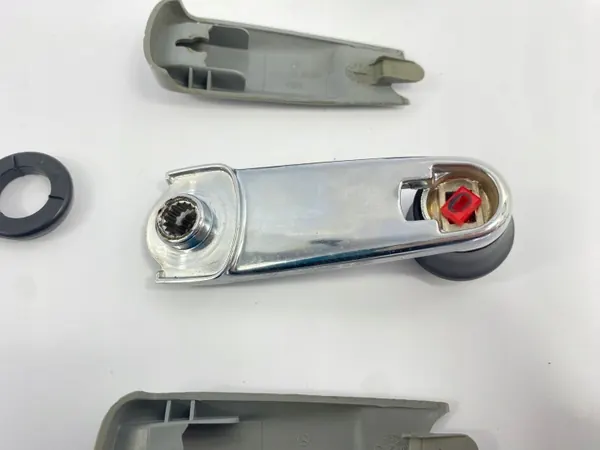 Bouton de régulateur de vitre OEM 2017680136 Gris Mercedes image 8