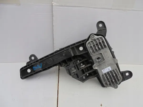 Phare DRL Droit OEM 4M0941056 pour Audi Q7 E-Tron image 3