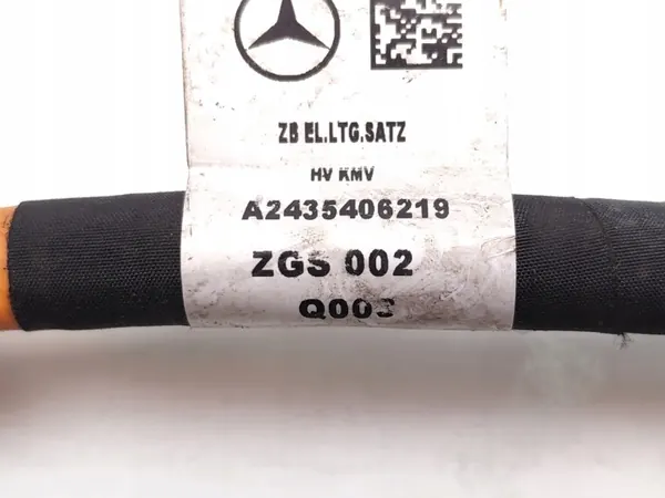 Mercedes-Benz EQA 300 AMG Korkeajännitekaapeli OEM A2435406219 image 7