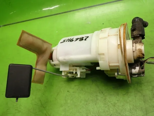 Bränslepump OEM 77020-12490 för Toyota Corolla E12 image 2