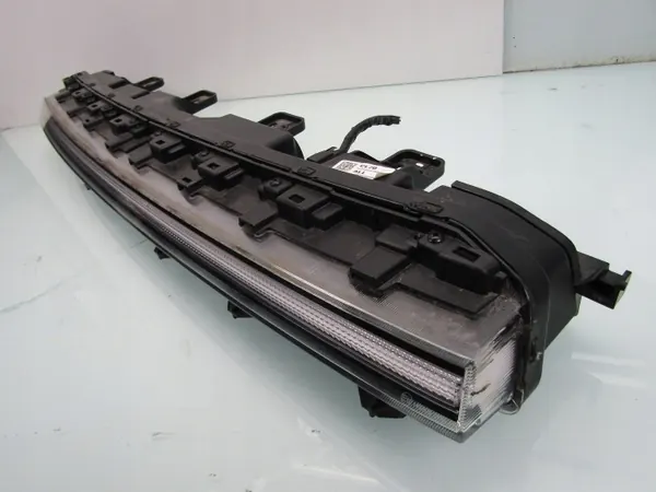Hyundai OEM 92209-Q0700 DRL Lampe - Vorne Mitte image 3