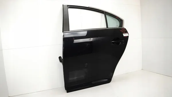 Vasen takao-ovi OEM 371116572 Toyota Avensis T27 image 3
