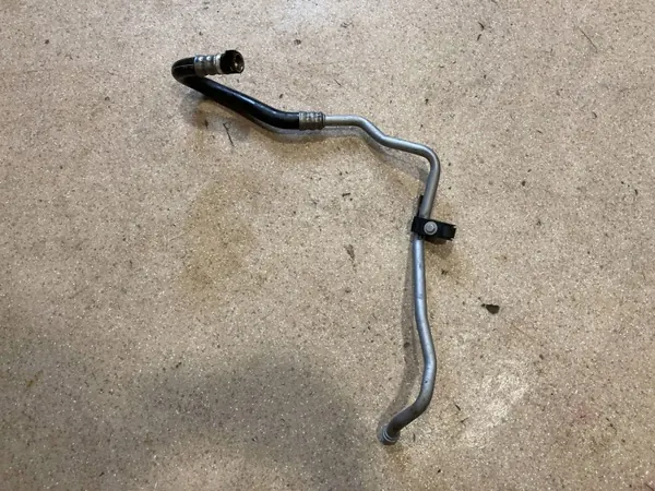 Conducto de refrigerador de aceite BMW OEM 7639644 - Usado image 3