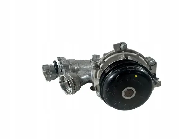 MERCEDES Waterpomp M656 A6562000001 A6562000015 image 2