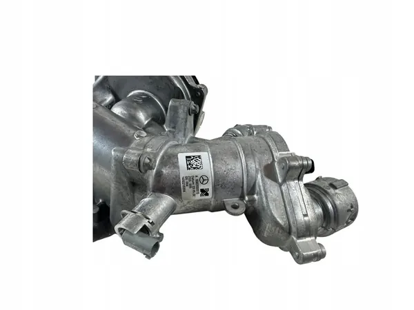 MERCEDES Waterpomp M656 A6562000001 A6562000015 image 5