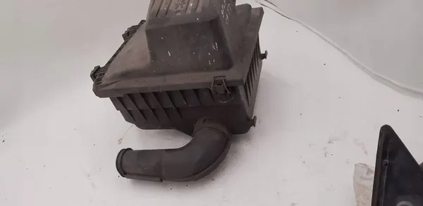 Ilmansuodattimen kotelo Volkswagen Golf III image 7