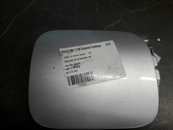 OEM 8LO010157K Polttoainelippa Audi A3:lle - Käytetty image 3