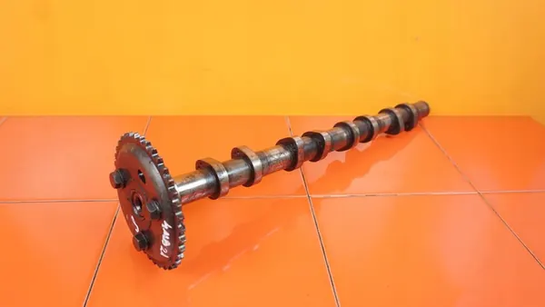 Árbol de levas de admisión Ford Transit MK7 2.4 TDCI 6C1Q6256AC image 2