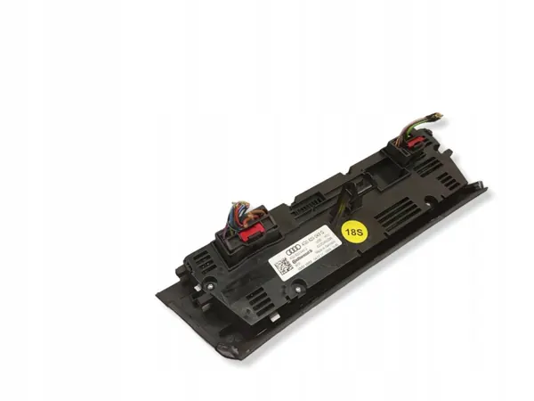 Ilmastointipuhalluspaneeli OEM 4G0820043G Audi A6 C7 image 10