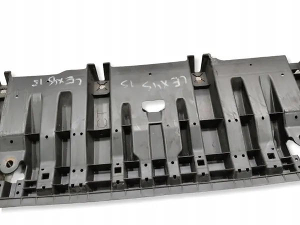 Capa para-choques dianteiro Lexus CT 200H OEM 5261876011 image 6