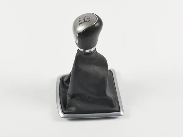 Gear Shift Boot Frame Ford Focus MK2 04-11r. FL image 3