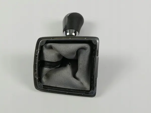 Gear Shift Boot Frame Ford Focus MK2 04-11r. FL image 9