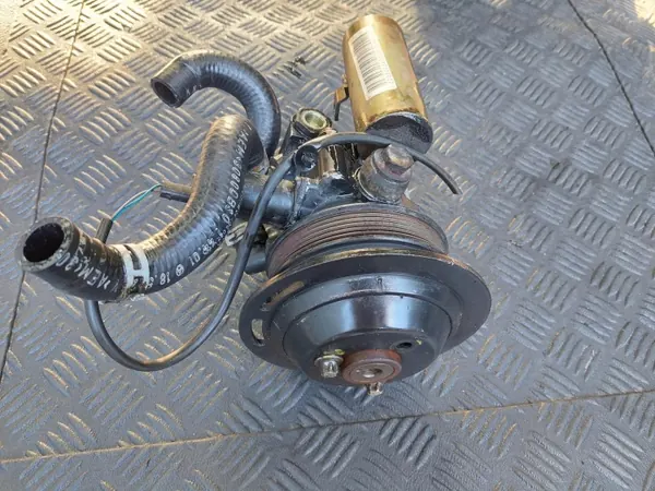 Pompe suspension ABC Mercedes OEM - Occasion CL 55 AMG image 6