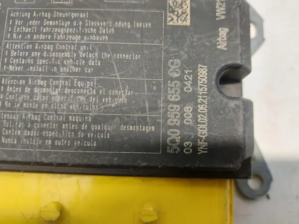 OEM 5Q0959655CG Airbag-sensormodule - Gebruikt image 3