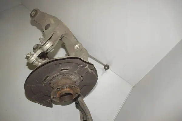 Mozzo ruota posteriore destro BMW 5 Touring (F11) 3.0L OEM 33326780070 image 4