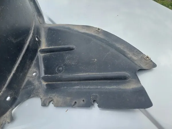 AUDI A3 8P Front Left Wheel Arch OEM 8P0821191C BBM image 4