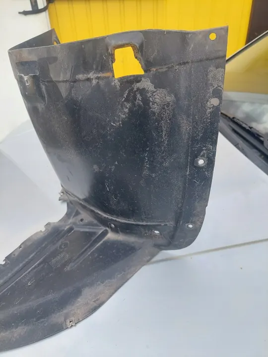 AUDI A3 8P Front Left Wheel Arch OEM 8P0821191C BBM image 5