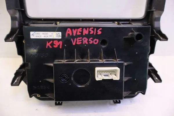 Panel climatización Toyota Avensis Verso OEM 5590044280 image 6