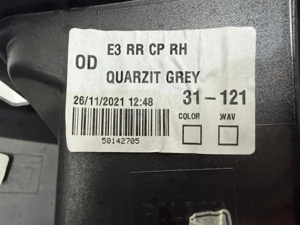 OEM NKO7204 Canto Para-choques Traseiro Direito Porsche image 4
