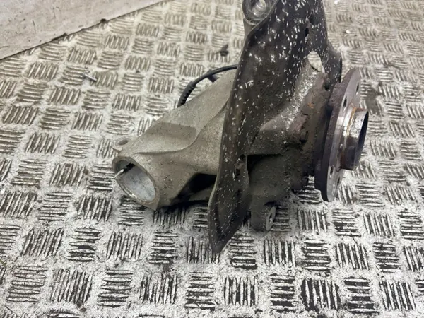 OEM AMD229894 Voorwielnaaf voor Mini Cooper image 3