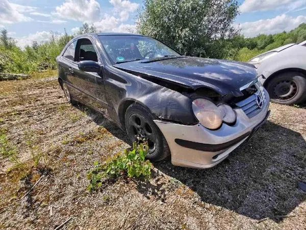 Mercedes-Benz C-CLASS Gasklep 2002 2.0L a1111410325 image 5