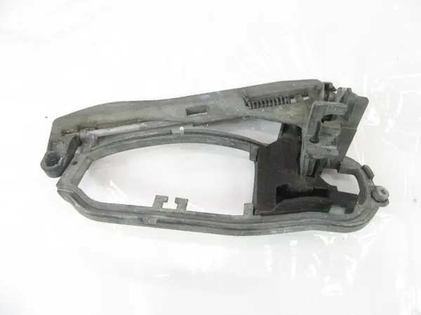 Oikea takakahvan tuki BMW e53 X5 image 2