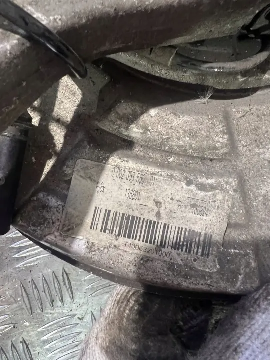 Buje rueda trasera BMW M2 F87 OEM 2284882 image 3