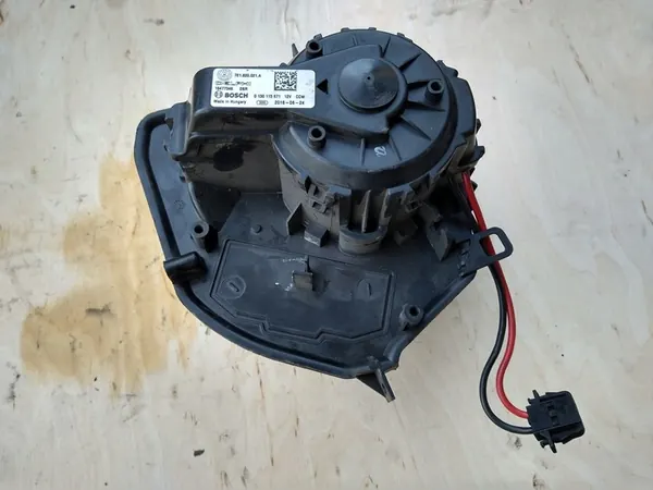 Tuulettimen Puhallin VW T6 Etu Alkuperäinen image 2