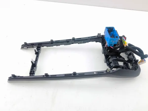 Moldagem consola central KIA Niro 2021 OEM 2101140009 image 10