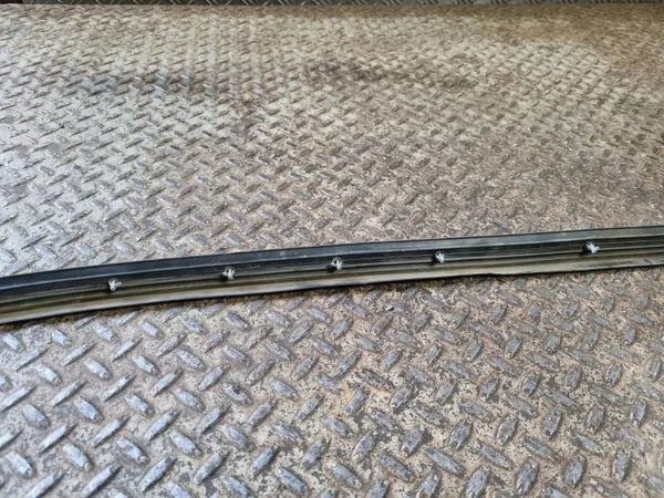 Audi Q5 SQ5 Pelarbeklädnad OEM PES13585 - Begagnad image 5
