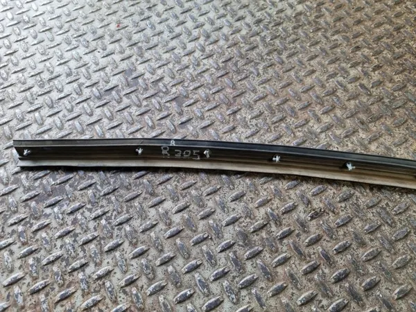 Audi Q5 SQ5 Pelarbeklädnad OEM PES13585 - Begagnad image 6