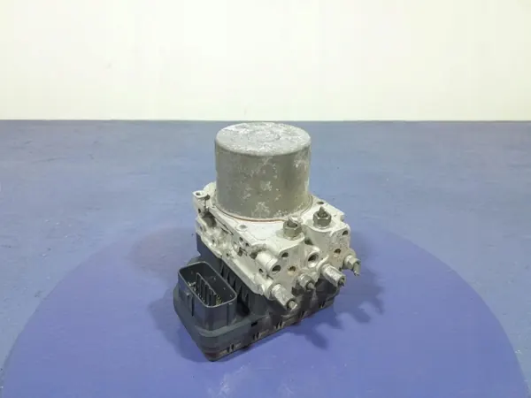 Pompe ABS OEM GRT7-437A0 pour Mazda 6 III 2.5 SkyActiv image 2