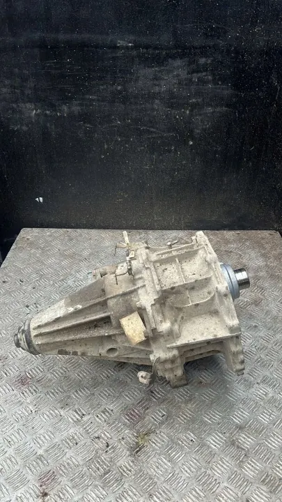 Vaihteisto OEM 33100EA310 Nissan NP300 Navaralle image 3