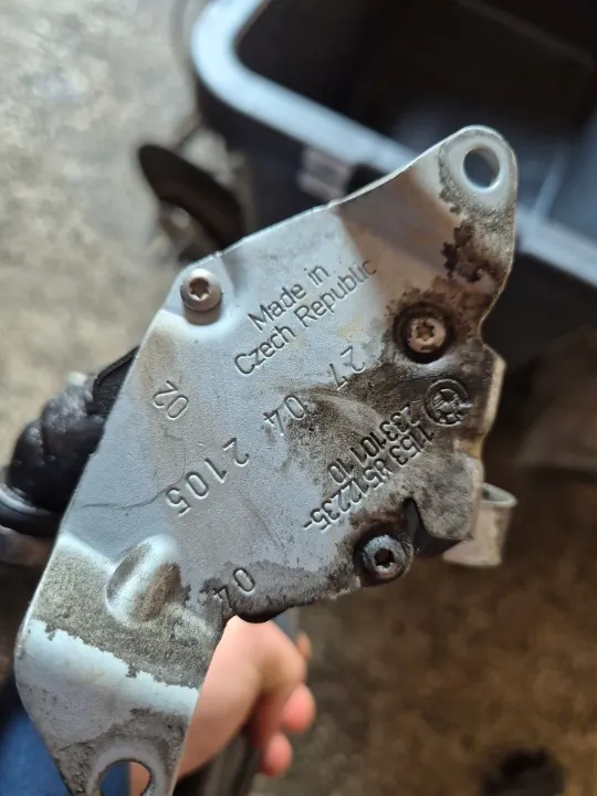 Électrovanne BMW F10 F11 OEM 8512236 - Occasion image 6