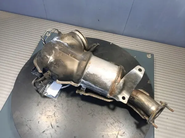 Katalysator Jeep Compass Alfa Tonale OEM 52219998 image 5