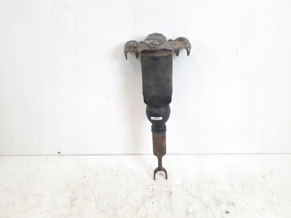 Audi A6 Allroad C5 Etuilmajousitus OEM 4Z7616039 image 10